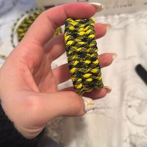 Paracord bracelet